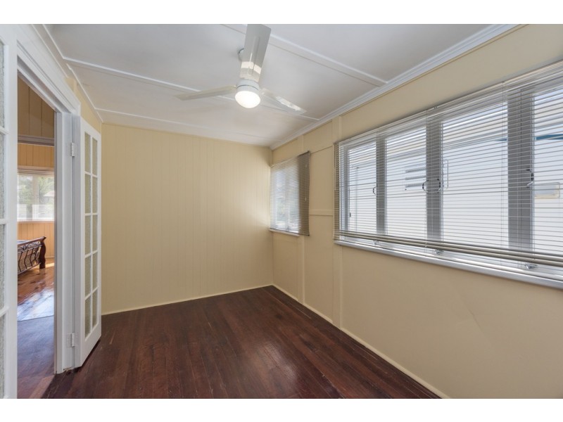 26 STEUART STREET, Bundaberg North QLD 4670