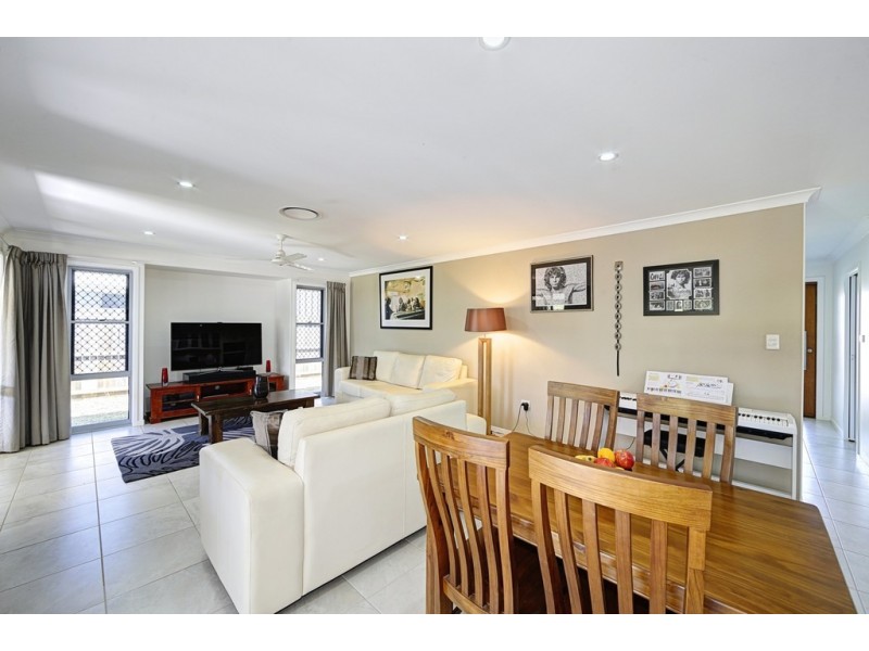 31 SERENITY DRIVE, Kalkie QLD 4670