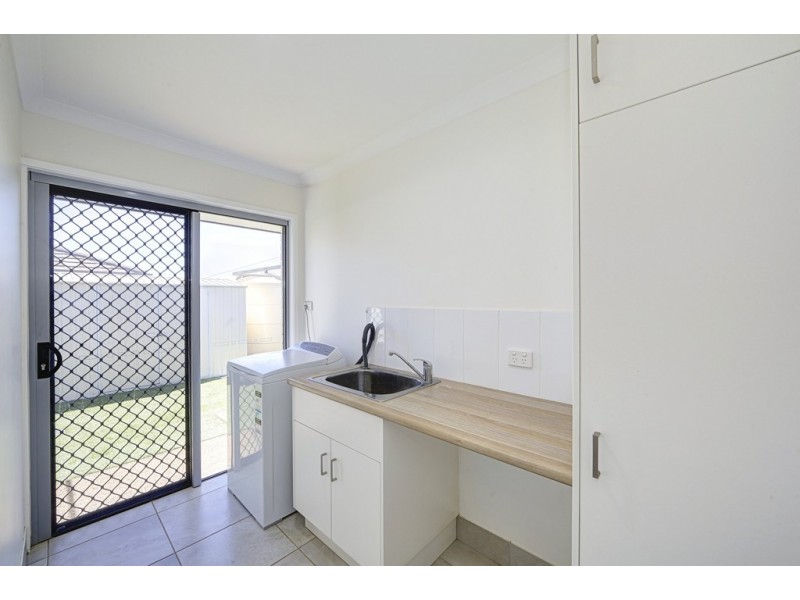 31 SERENITY DRIVE, Kalkie QLD 4670