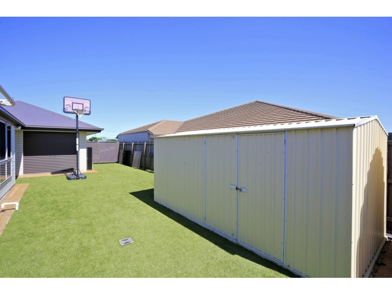 31 SERENITY DRIVE, Kalkie QLD 4670