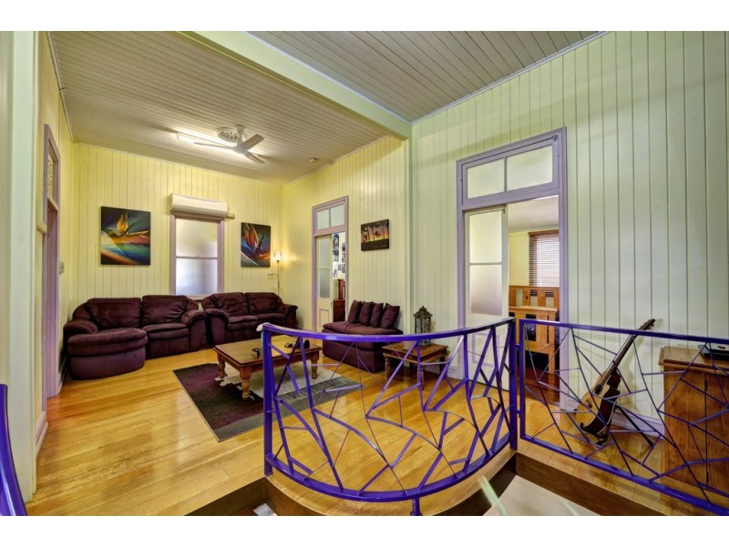 79 ZIELKE AVENUE, Kalkie QLD 4670