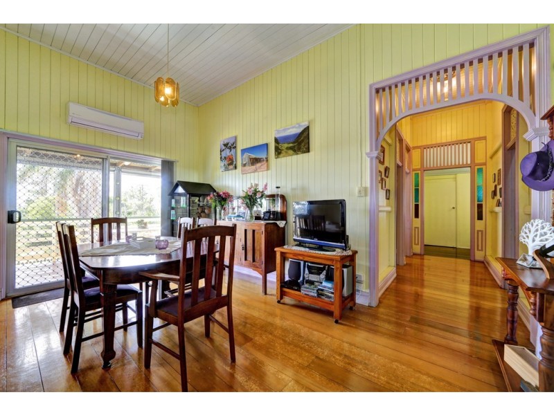 79 ZIELKE AVENUE, Kalkie QLD 4670