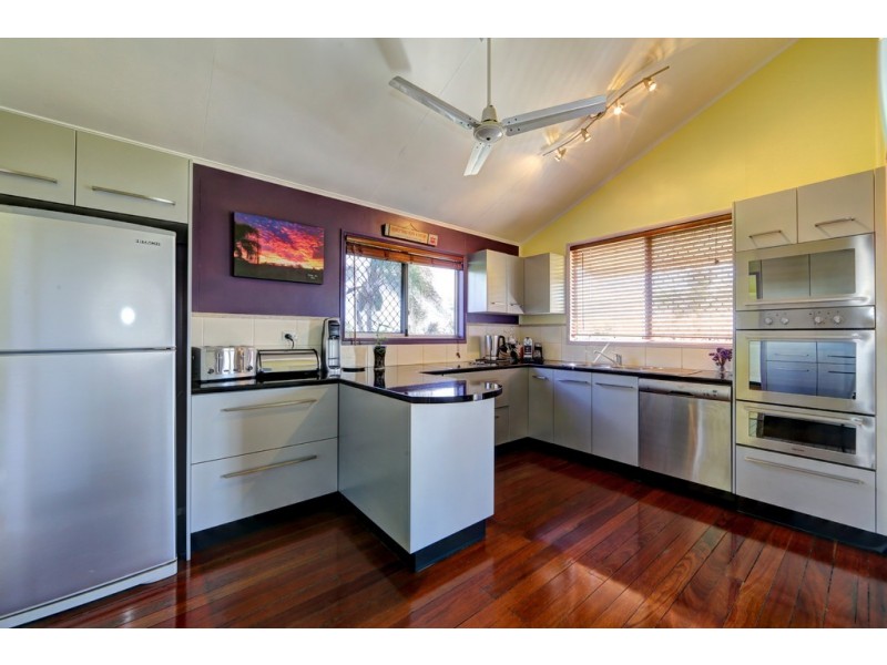 79 ZIELKE AVENUE, Kalkie QLD 4670