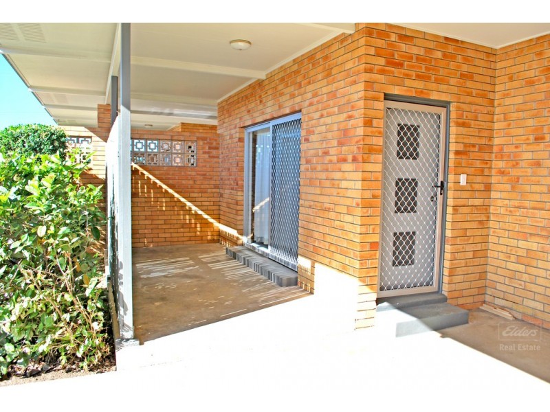 Unit 2 2 Thomsen Street, Millbank QLD 4670