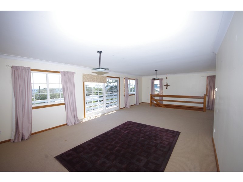10 Ophir Street, Orient Point NSW 2540