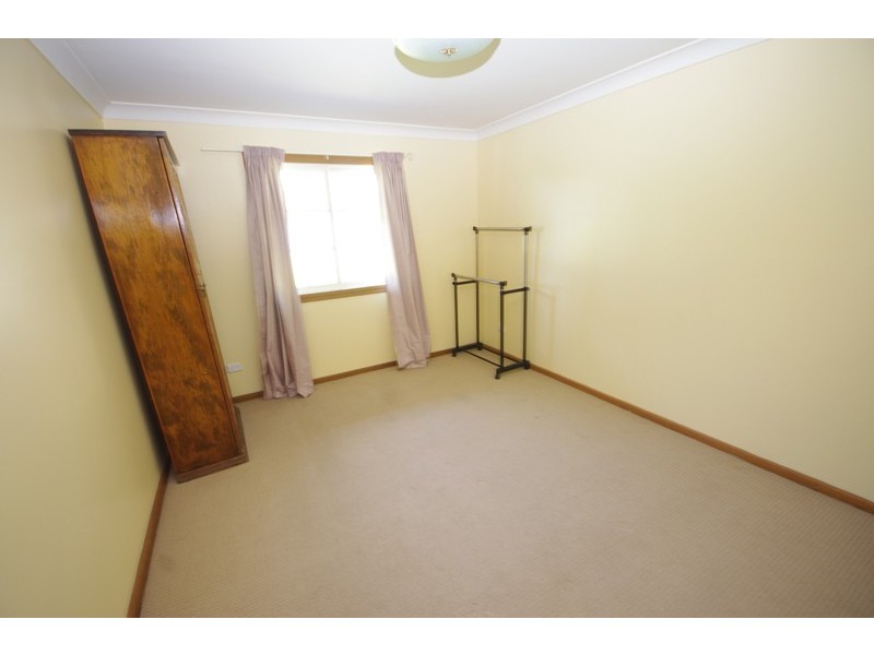 10 Ophir Street, Orient Point NSW 2540