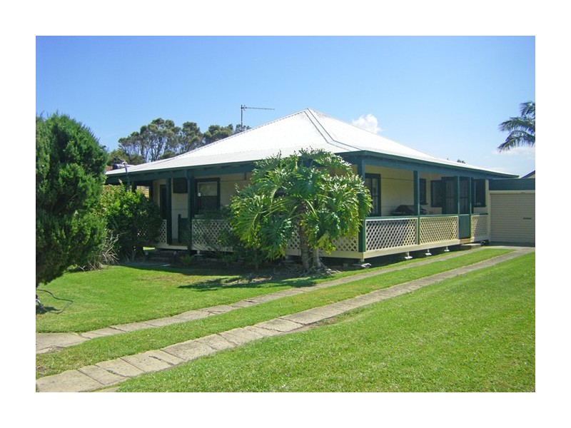 63 Eastbourne Avenue, Culburra Beach NSW 2540
