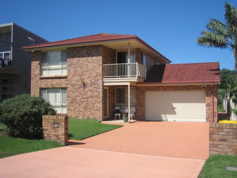 6 Sunshine Street, Culburra Beach NSW 2540