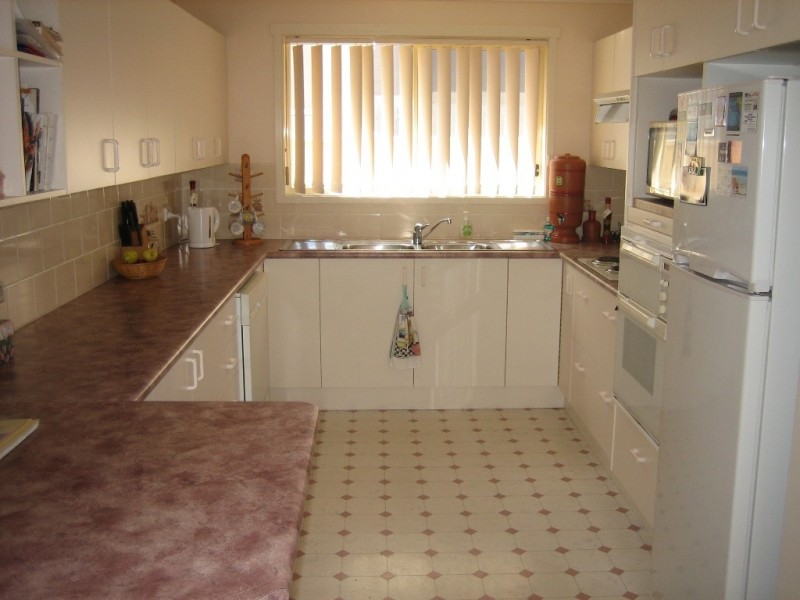 6 Sunshine Street, Culburra Beach NSW 2540