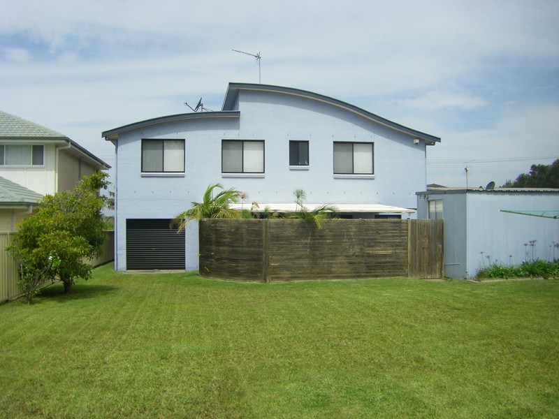 45 Eastbourne Avenue, Culburra Beach NSW 2540