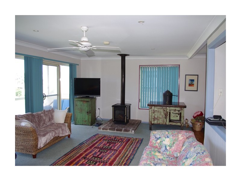 39 Eastbourne Avenue, Culburra Beach NSW 2540