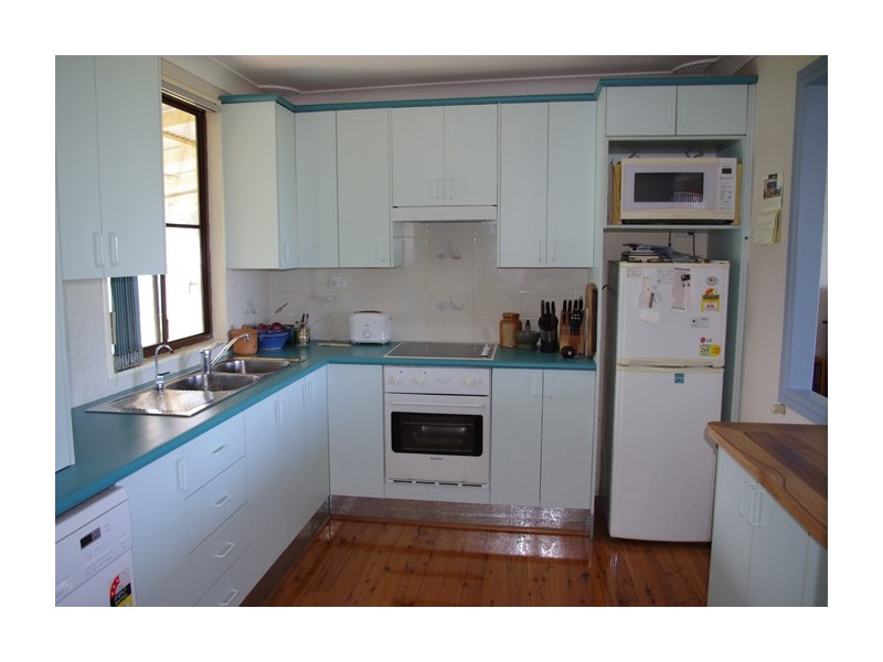 39 Eastbourne Avenue, Culburra Beach NSW 2540