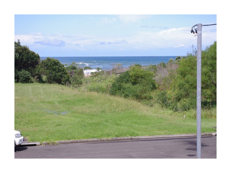 39 Eastbourne Avenue, Culburra Beach NSW 2540