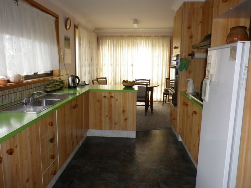 6 Orontes Street, Orient Point NSW 2540