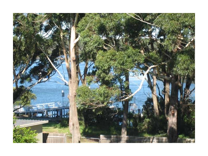 24 Orontes Street, Orient Point NSW 2540