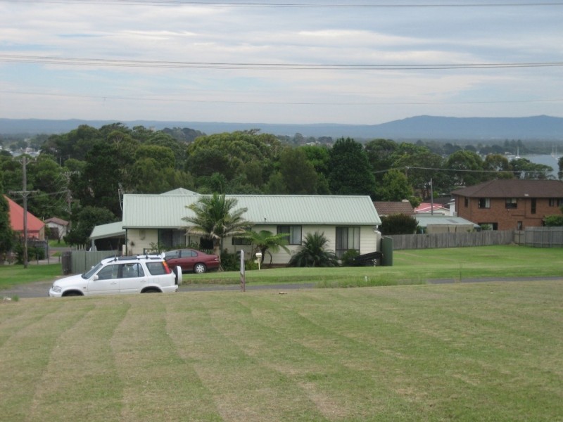 18 Ophir Street, Orient Point NSW 2540