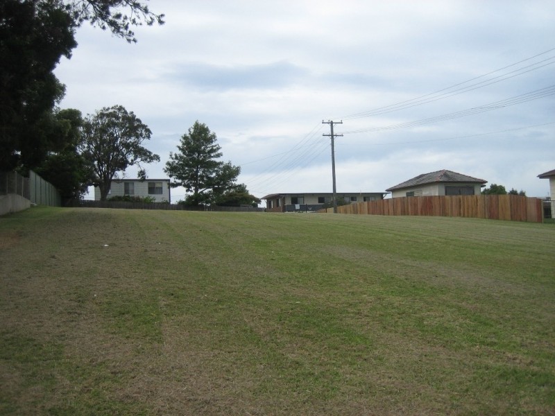 18 Ophir Street, Orient Point NSW 2540