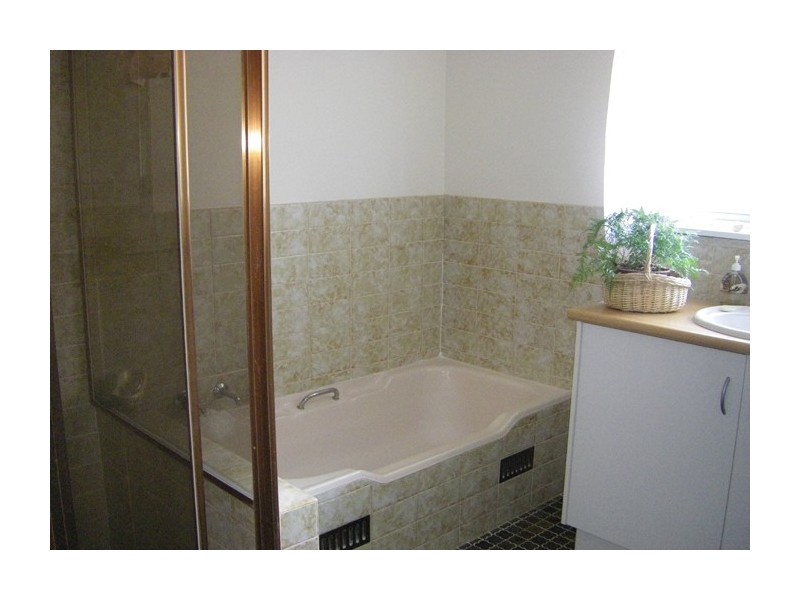 8 Ingle Ring, Culburra Beach NSW 2540