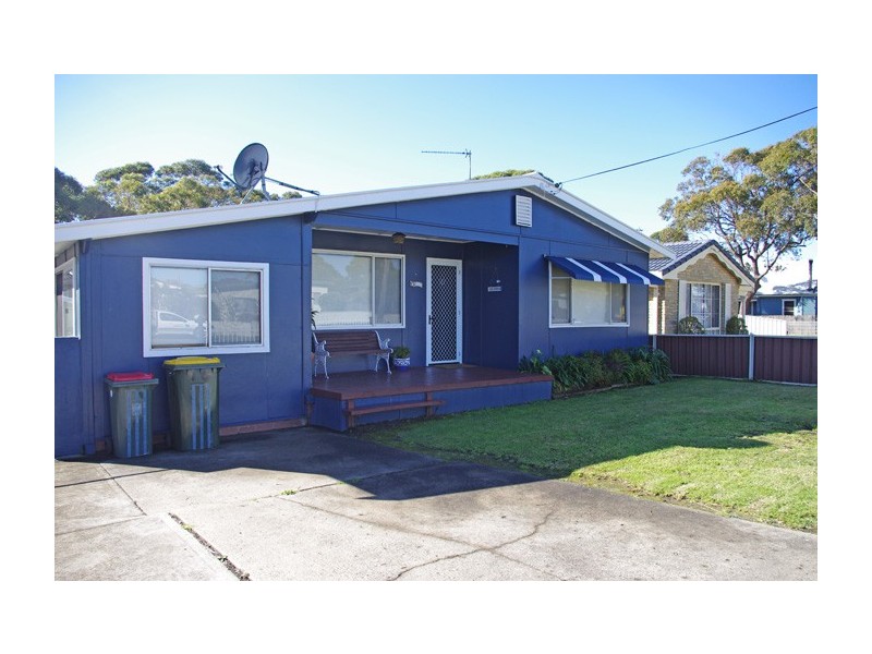 10 Carlton Crescent, Culburra Beach NSW 2540