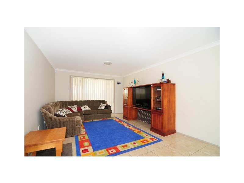 10 Kembla Close, Nowra NSW 2541