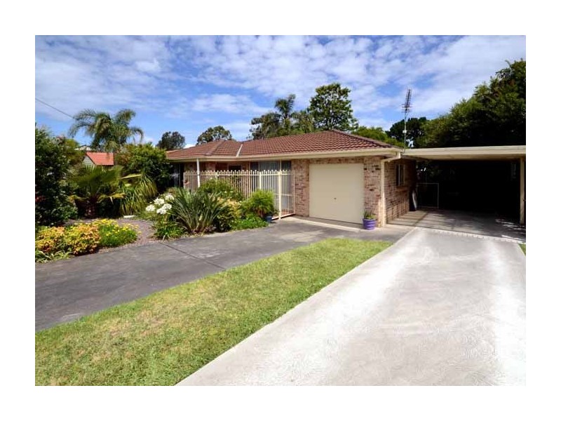 14 Otranto Avenue, Orient Point NSW 2540