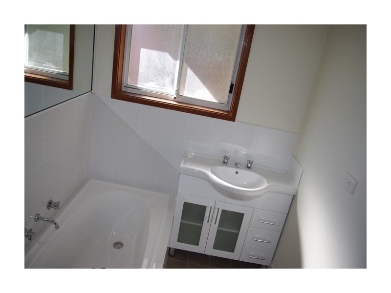 42 Orient Avenue, Orient Point NSW 2540