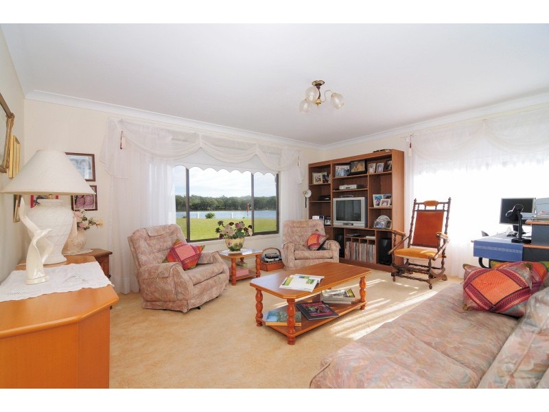 55 Catherine Street, Myola NSW 2540