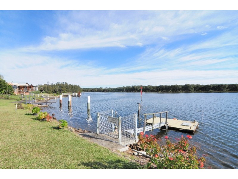 55 Catherine Street, Myola NSW 2540
