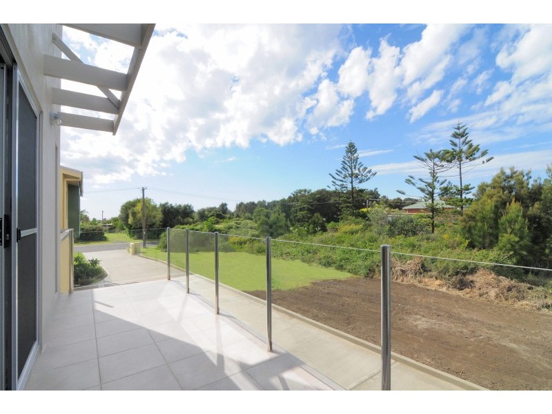 2/37 Allerton Avenue, Culburra Beach NSW 2540