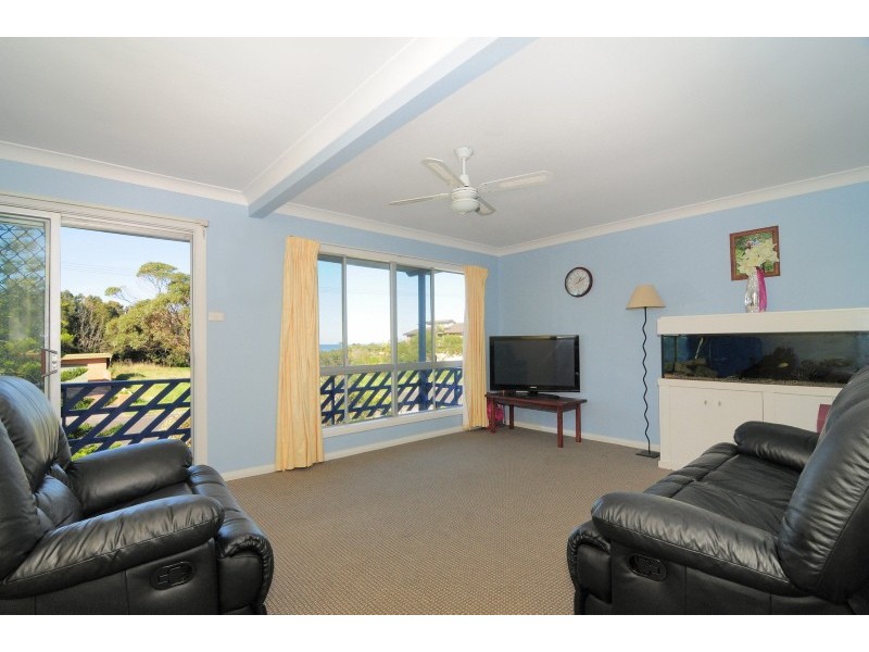37 Eastbourne Avenue, Culburra Beach NSW 2540