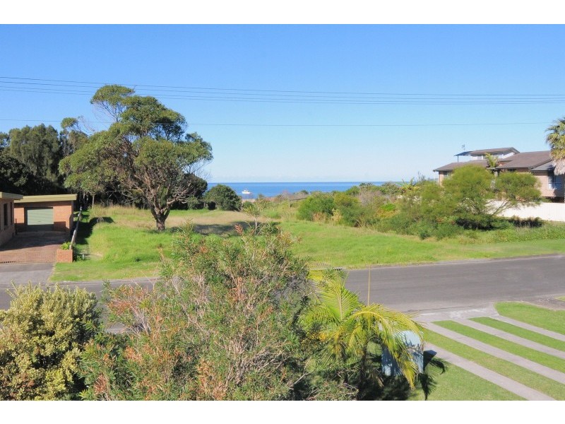 37 Eastbourne Avenue, Culburra Beach NSW 2540