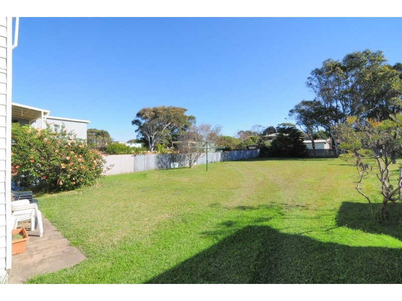 37 Eastbourne Avenue, Culburra Beach NSW 2540