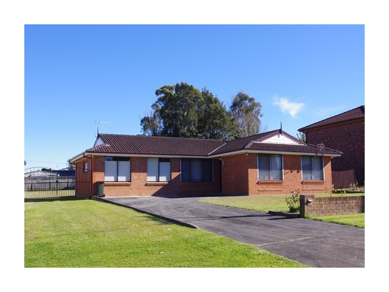 39 Orsova Parade, Orient Point NSW 2540