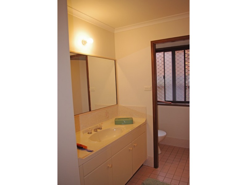 39 Orsova Parade, Orient Point NSW 2540