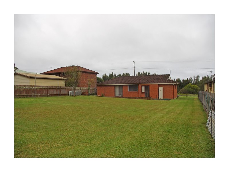 39 Orsova Parade, Orient Point NSW 2540