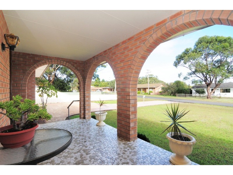 8 Greenbank Grove, Culburra Beach NSW 2540
