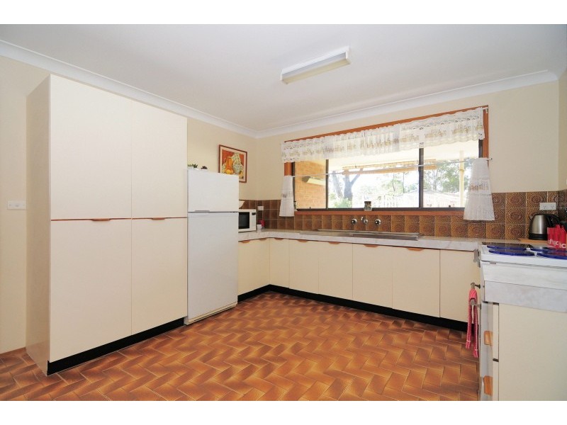 8 Greenbank Grove, Culburra Beach NSW 2540