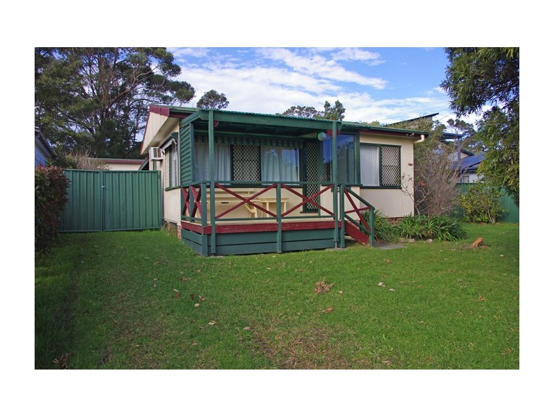 6 Orient Avenue, Orient Point NSW 2540