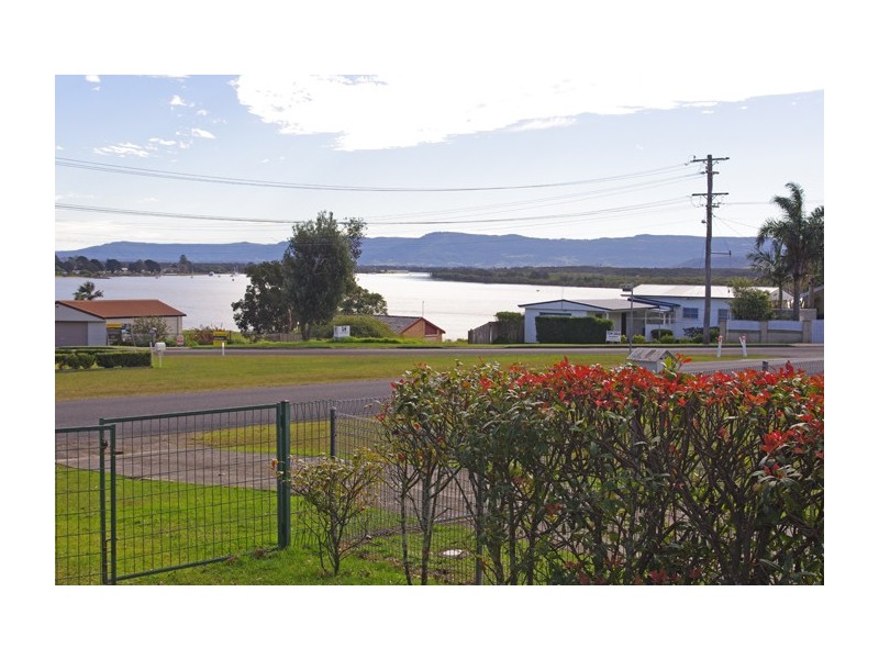 6 Orient Avenue, Orient Point NSW 2540