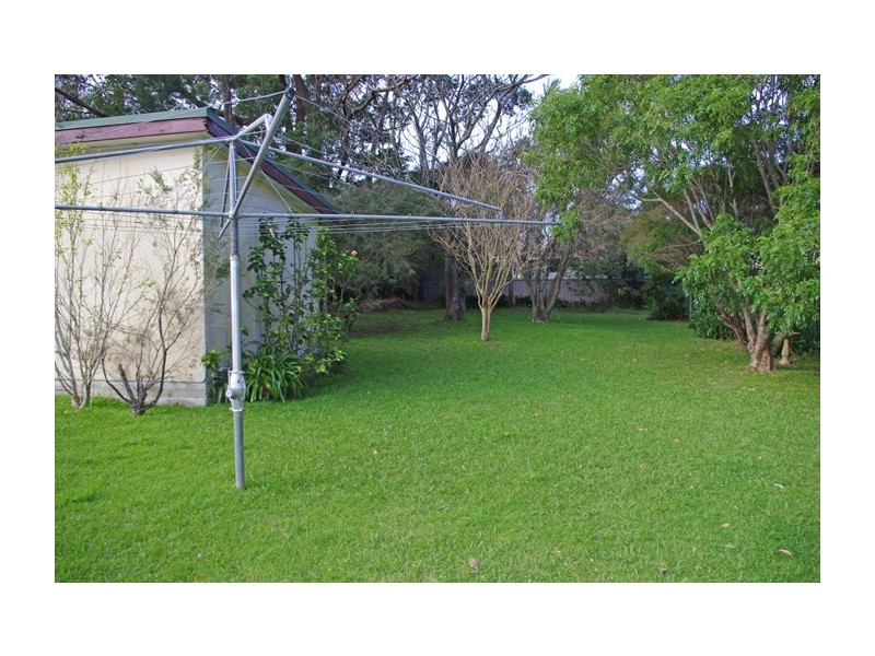 6 Orient Avenue, Orient Point NSW 2540