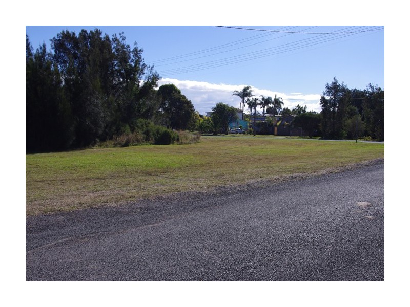 114 -116 The Lake Circuit, Culburra Beach NSW 2540