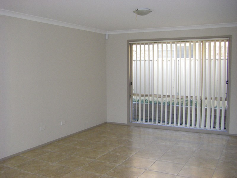 10 Kembla Close, Nowra NSW 2541