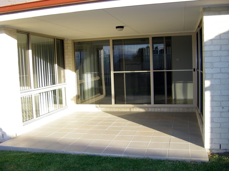 10 Kembla Close, Nowra NSW 2541