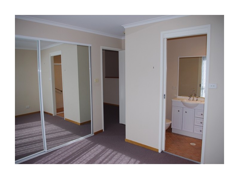 1/180 Prince Edward Avenue, Culburra Beach NSW 2540