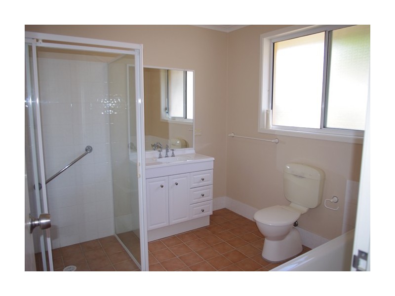 1/180 Prince Edward Avenue, Culburra Beach NSW 2540