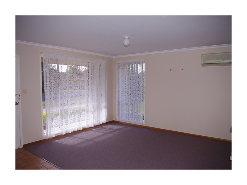 1/180 Prince Edward Avenue, Culburra Beach NSW 2540