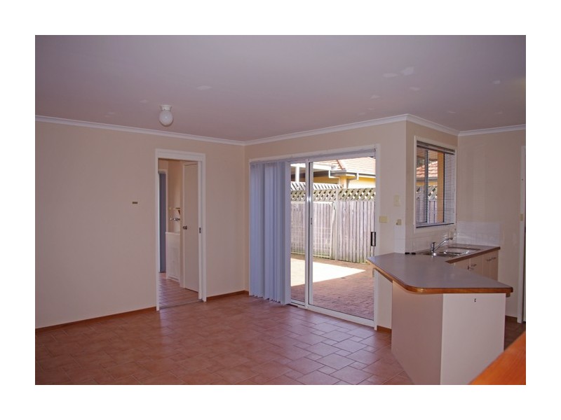 1/180 Prince Edward Avenue, Culburra Beach NSW 2540