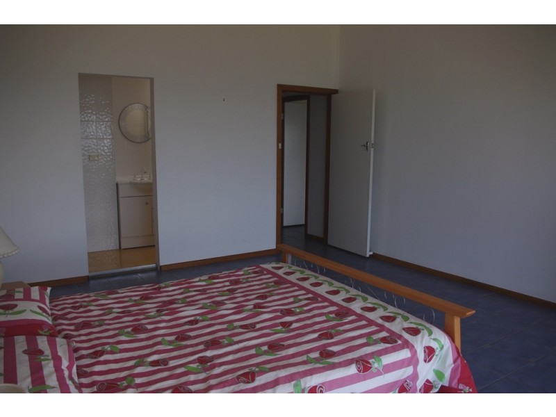 254 Penguins Head Road, Culburra Beach NSW 2540