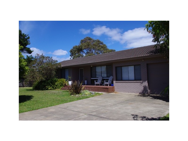 97 Prince Edward Avenue, Culburra Beach NSW 2540