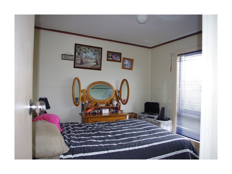 8 Plimsoll Place, Culburra Beach NSW 2540